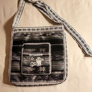 Ecuadorian gray/black nylon crossbody bag